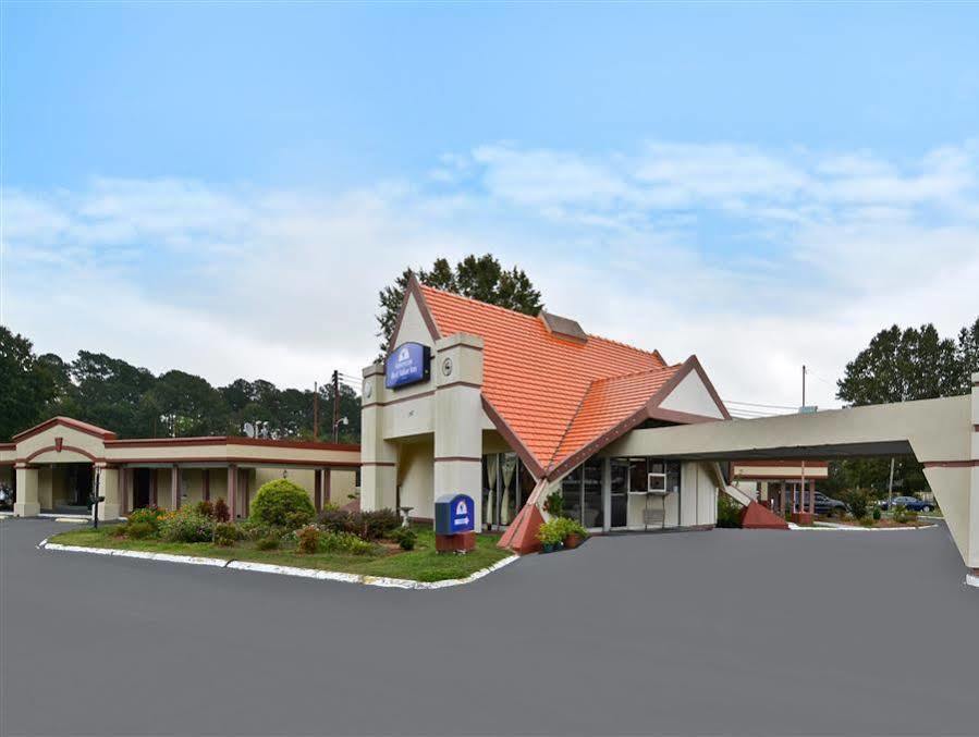 Americas Best Value Inn Smithfield Exterior foto